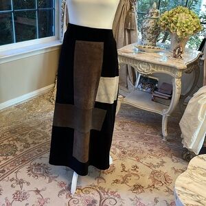Arden B black patched color, suede skirt size 10 preowned